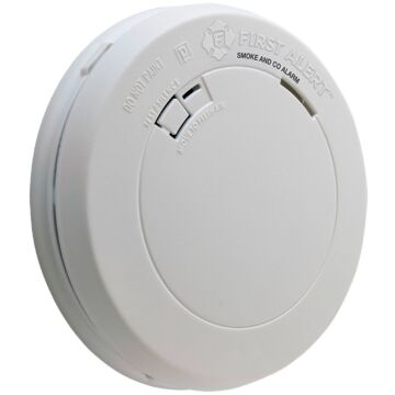 FIRST ALERT 1039787 Smoke and Carbon Monoxide Alarm, Photoelectric Sensor, Twist-lock Mounting, White