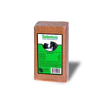 Roto Salt 4 lb Salt, Mineral Oil, Zinc Oxide, Maganous Oxide, Copper Oxide, Copper Sulfate, Cobalt Carbon Trace Mineral Salt Block