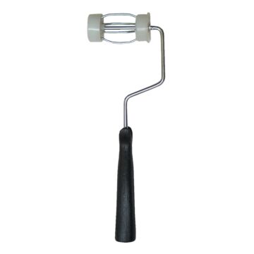 Linzer 4-Wire 3 in. Threaded Roller Frame