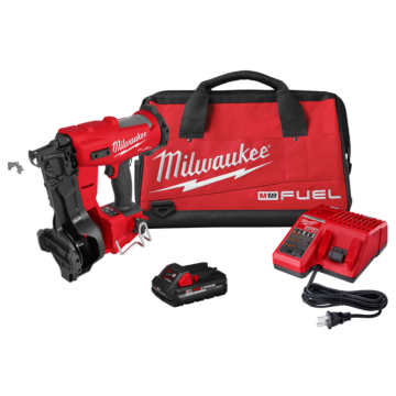 Milwaukee M18 FUEL™ Coil Roofing Nailer Kit