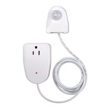 AmerTac 120 V 240 W 10 A Indoor Plug-In Corded Light Control