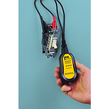 Alligator Plug/Lighting Adaptor