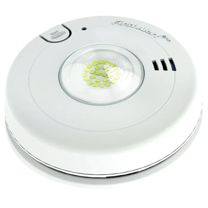 First Alert 120 V 0.8 A 60 Hz Smoke Alarm With Strobe Hardwire