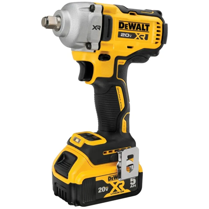 DEWALT 20V MAX* XR 1/2 in. Mid-Range Impact Wrench Kit