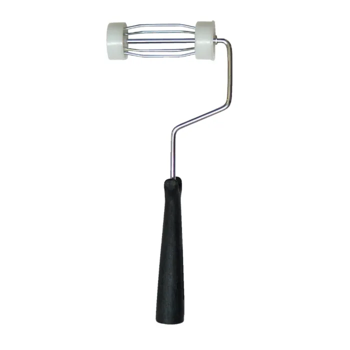 Linzer 4 in. 4-Wire Threaded Roller Frame