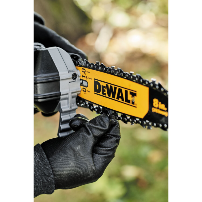 20V MAX* XR® Brushless Cordless Pole Saw (Tool Only)