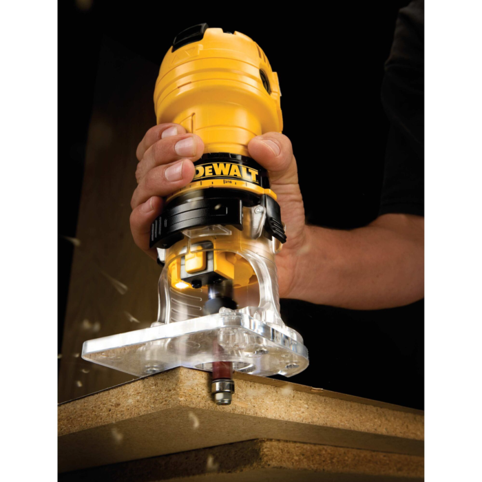 DEWALT 4.5-Amp Single Speed 1/4-Inch Laminate Trimmer, Router