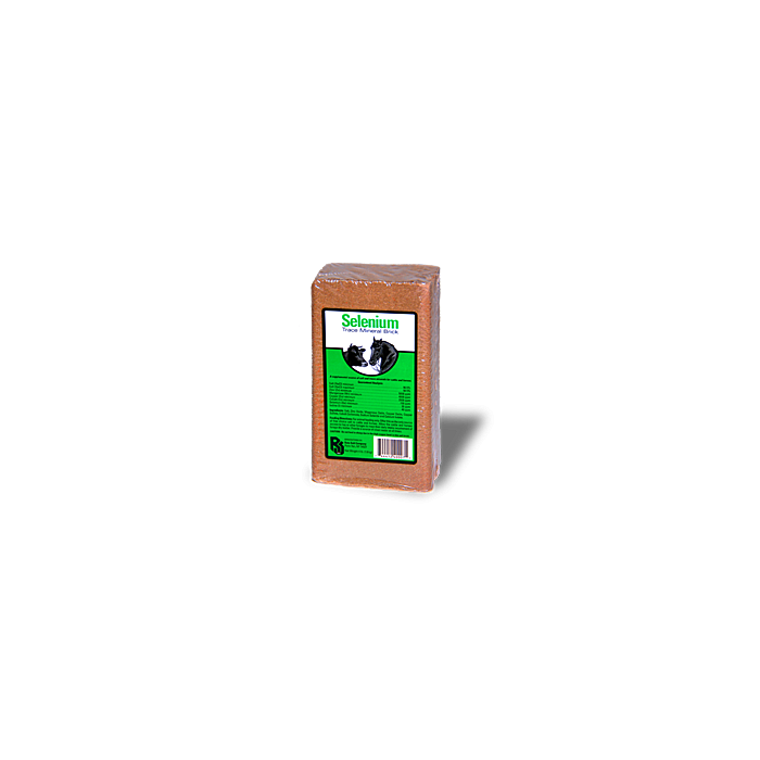 Roto Salt 4 lb Salt, Mineral Oil, Zinc Oxide, Maganous Oxide, Copper Oxide, Copper Sulfate, Cobalt Carbon Trace Mineral Salt Block