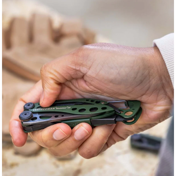 Leatherman Skeletool CX Multi-Tool (Nightshade)