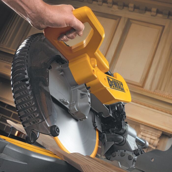 【中古】【店頭引取限定】DEWALT スライドまるのこ　DWS780 DeWalt_DWS780_2__83534.