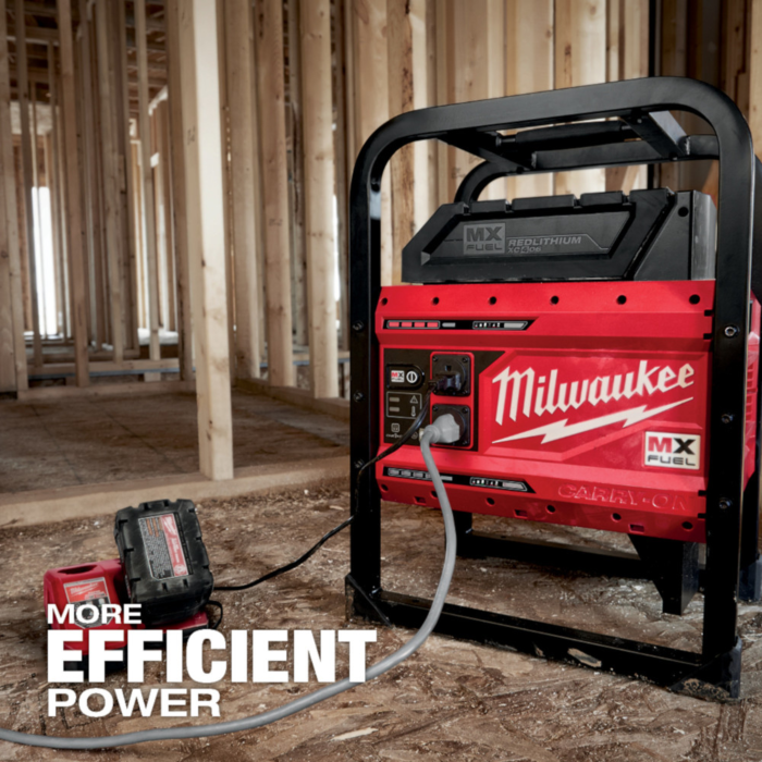Milwaukee MX FUEL™ CARRY-ON™ 3600W/1800W Power Supply