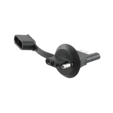 Curt Manufacturing 4-Way Flat License Plate Light Plug Adapter