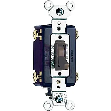 Pass & Seymour CC 4W TOG SW 15A 120V BN
