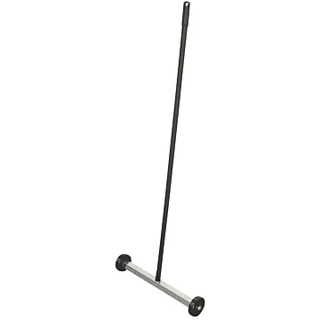 Master Magnetics Magnetic Mini Sweeper, 17 in W