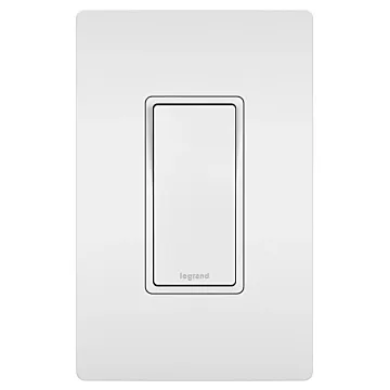 Pass & Seymour radiant® 15A 4-Way Switch, White